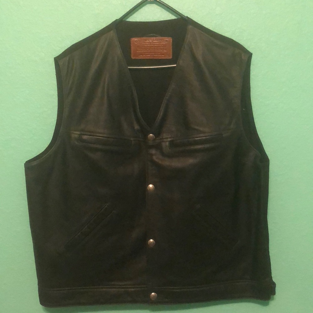 State of the art stylish Men's Conceal Carry Vest